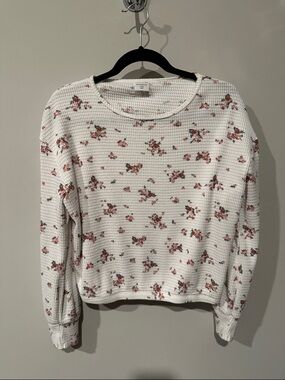 🔥 3/$10 BUNDLE DEAL! 🔥abercrombie kids White Waffle-Knit Long Sleeve Top